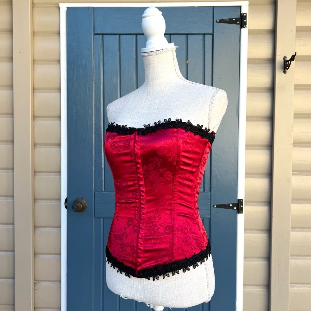Fredericks Of Hollywood Red Satin Bustier
Corset Top Lace Floral Trim Women’s 34